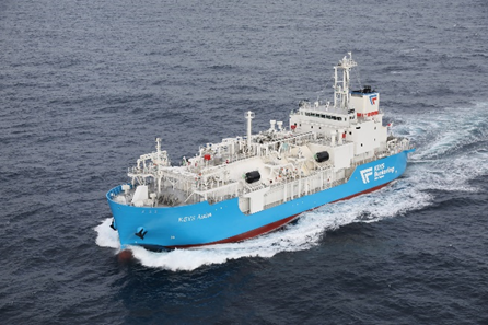 Japan's first dual-fuel LNG bunkering vessel delivered
