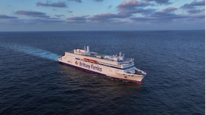 Stena RoRo has taken delivery of E-Flexer No. 11 – in a series of 15 vessels – from the Chinese shipyard CMI Jinling (Weihai).