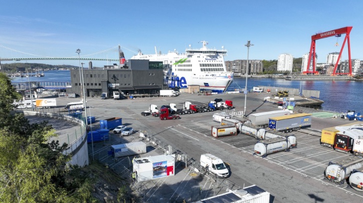 The Port of Gothenburg has entered the final phase of its two-week pilot project, in which the port is using a hydrogen-powered generator to supply electricity to docked ships.