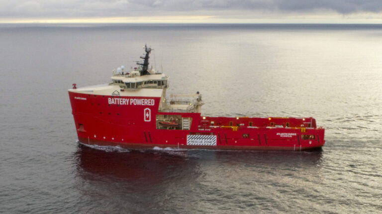 Atlantic Shrike PSV retrofitted with Vard Electro ESS.