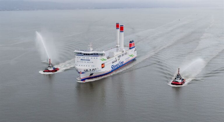 Stena Connecta arrives in Belfast ahead of hybrid-electric service launch.