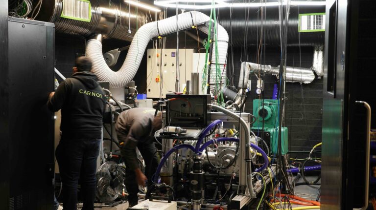 Petredec and Carnot Engines partner on multi-fuel engine development.