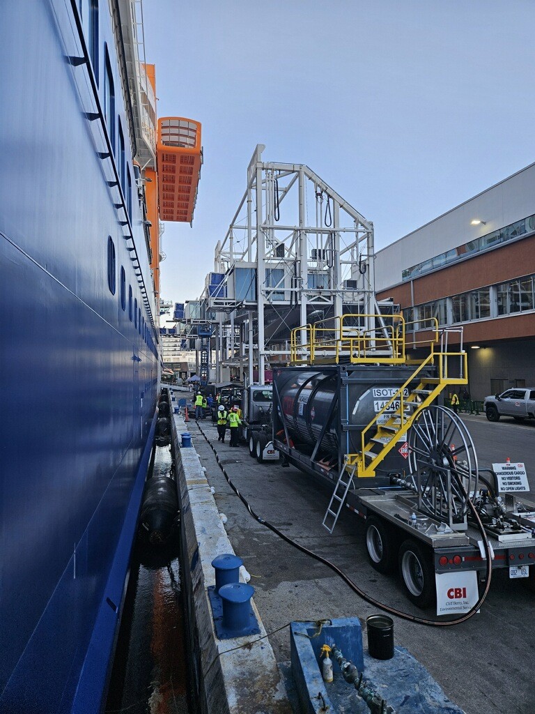 World Fuel Services and West Coast Clean Fuels establish methanol bunkering capability across US ports